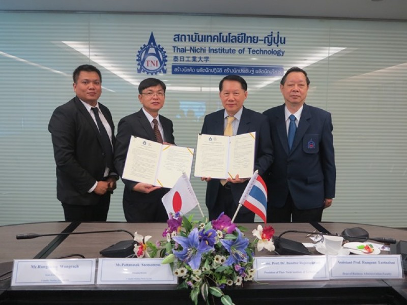 คุณพัฒนศักดิ์ แสนสมรส กรรมการผู้จัดการ บริษัท พี ควอลิตี้ แมชชีน พาร์ท จำกัด ลงนามความร่วมมือทางวิชาการ (MOU) กับ สถาบันเทคโนโลยีไทย-ญี่ปุ่น โดยมี รศ.ดร.บัณฑิต โรจน์อารยานนท์ อธิการบดี สถาบันเทคโนโลยีไทย-ญี่ปุ่น, อาจารย์พรอนงค์ นิยมค้า โฮริคาวา รองอธิการบดีฝ่ายวิเทศสัมพันธ์และประชาสัมพันธ์, ผศ.รังสรรค์ เลิศในสัตย์ คณบดี คณะบริหาร ธุรกิจ และคณาจารย์เข้าร่วม บริษัท พี ควอลิตี้ แมชชีน พาร์ท จำกัด โดยมีคุณพัฒนศักดิ์ แสนสมรส กรรมการผู้จัดการ เป็นผู้ร่วมลงนาม เมื่อวันที่ 26 กรกฎาคม 2559